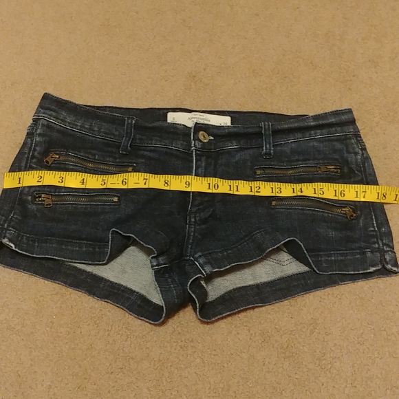 Abercrombie&Fitch Denim Shorts - Picture 5 of 8